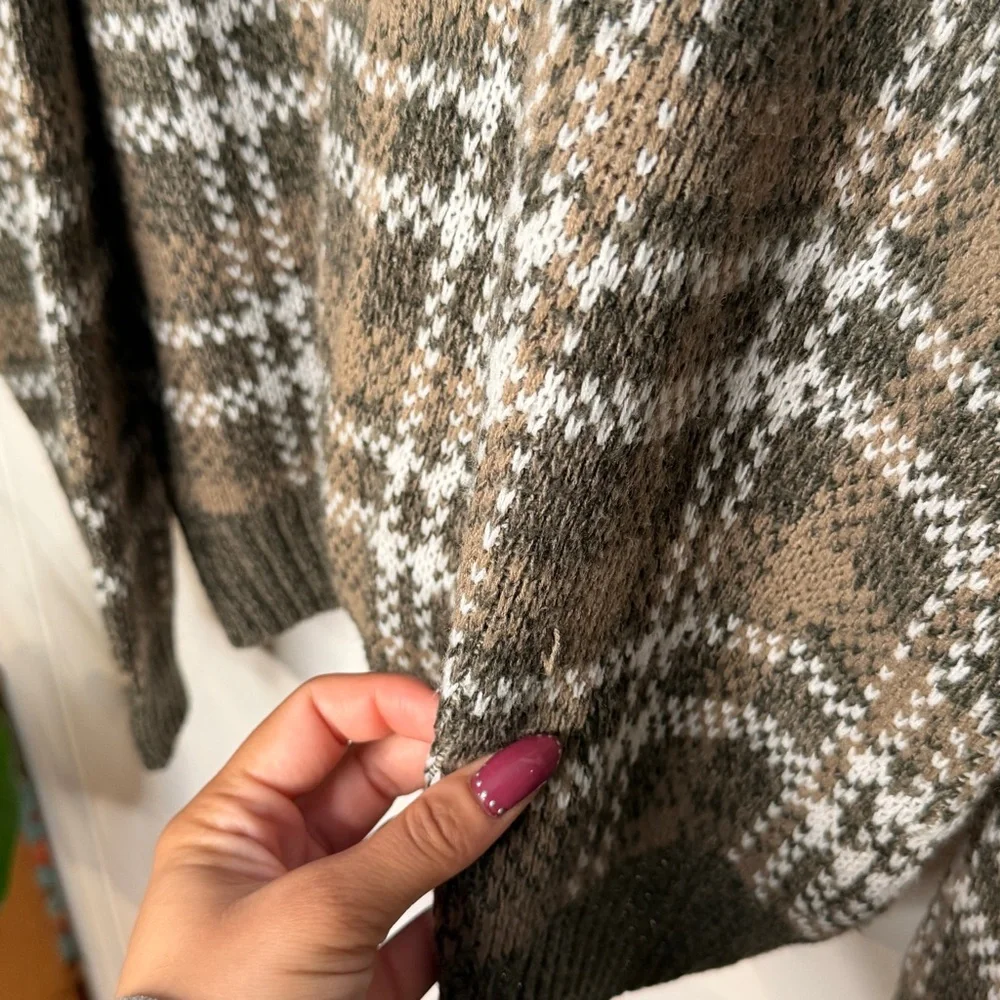 David Taylor Men's Plaid Crewneck Sweater - Picture 4 of 6
